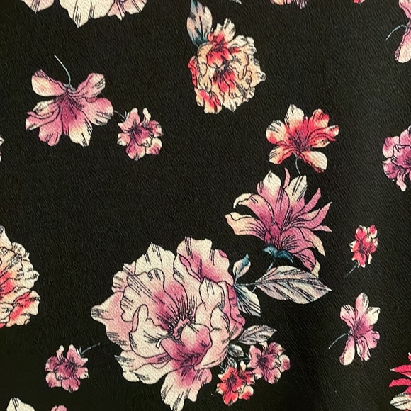 Torrid floral spring dress NWOT - Picture 4 of 8